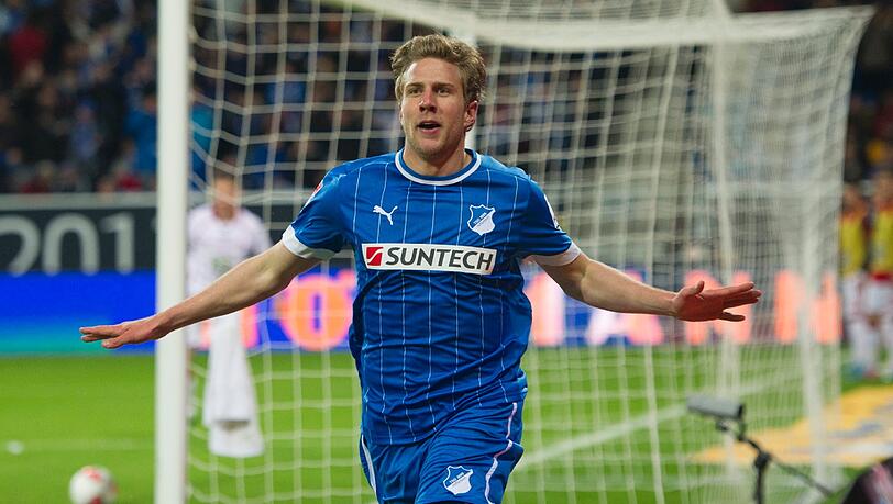 Sven Schipplock jubelt über sein Tor zum 3:1. Foto: Uwe Anspach Sven Schipplock jubelt über sein Tor zum 3:1. Foto: Uwe Anspach