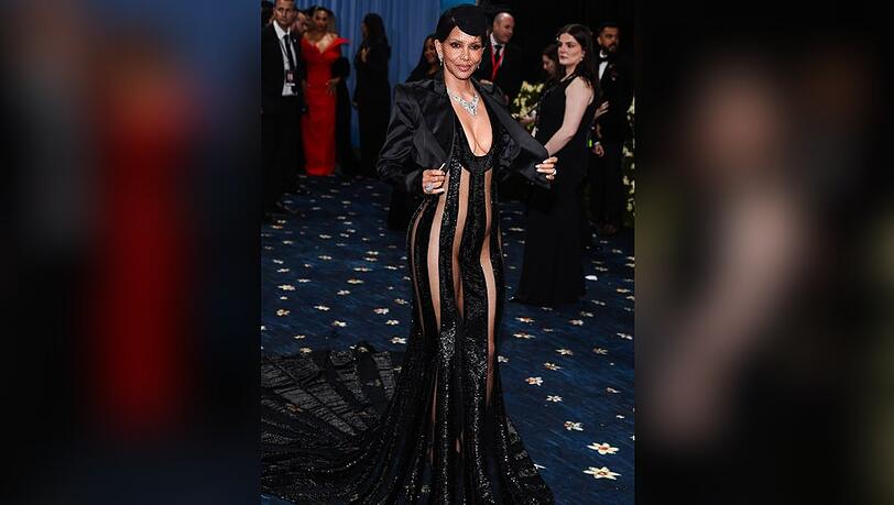Halle Berry in ihrem gewagten Met-Gala-Outfit. Halle Berry in ihrem gewagten Met-Gala-Outfit.
