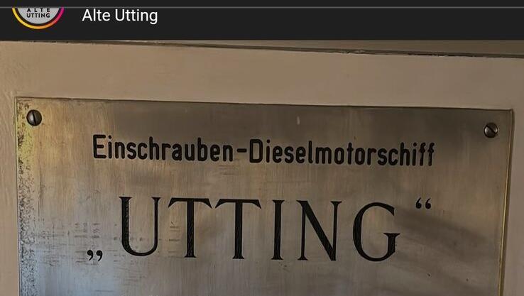 Dieses Schild wurde abgeschraubt und mitgenommen. Dieses Schild wurde abgeschraubt und mitgenommen.