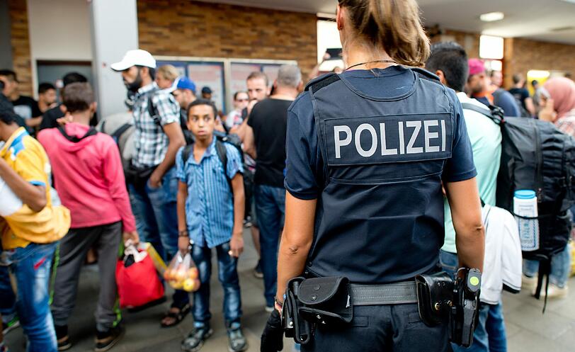 Tausende Flüchtlinge haben am Dienstag mit Zügen aus Ungarn den Münchner Hauptbahnhof erreicht.