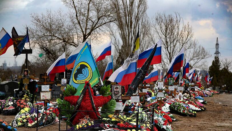 Russland selbst macht keine Angaben zu seinen getöteten und verletzten Soldaten im Angriffskrieg gegen die Ukraine. (Archivbild)