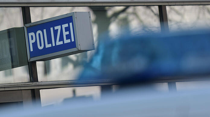 Der 31-Jährige erstattete nach dem Vorfall bei der Polizeiinspektion 21 (Au) Anzeige. (Symbolbild)