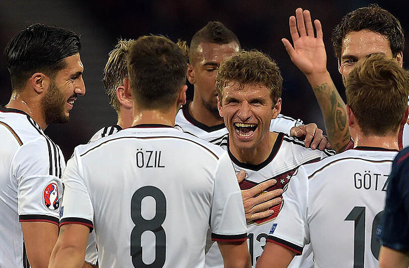Jubelt die DFB-Elf auch in Zukunft in Trikots von Adidas?