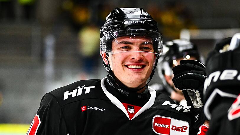 Alter Münchner Bekannter im Trikot der Kölner Haie, die zuletzt 2002 den Meistertitel holen konnten: Justin Schütz.