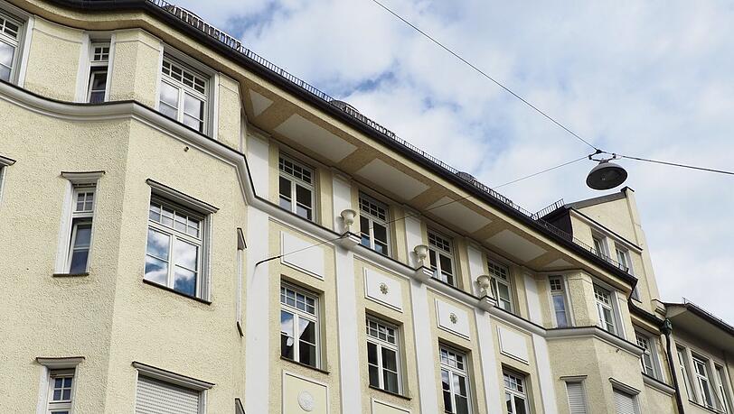Allerfeinster Münchner Jugendstil - die passende Geburtsstätte für eine Lichtgestalt und dessen Familie: Der Chirurg Alfred Haas hatte das Haus in der Richard-Wagner-Straße erbauen lassen.