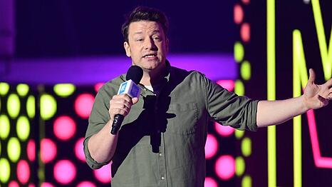 Jamie Oliver hat Grund zur Freude: Seine &auml;lteste Tochter hat sich verlobt.