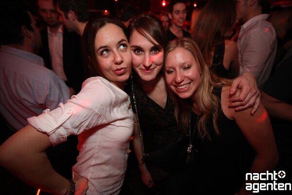 Wenn 089-Bar und Pacha ihre Tore zum "donnerstags clubbing" öffnen, lockt das die Münchner Partyjugend an. Mehr Bilder unter: www.nachtagenten.de