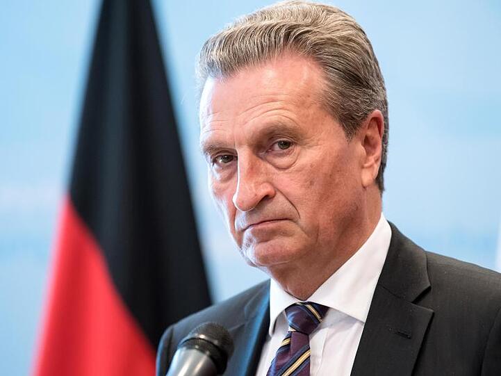 EU-Haushaltskommissar Günther Oettinger muss einen neuen Entwurf für den Haushalt 2019 vorlegen.