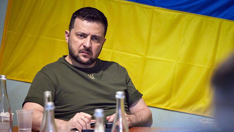 Der ukrainische Präsiden Wolodymyr Selenskyj. Russischsprachige "Propaganda-Literatur" soll nach einem Beschluss von Anfang Mai aus den ukrainischen Bibliotheken entfernt werden.