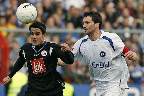 Fin Bartels (l.) avancierte auf Seiten der Rostocker zum Matchwinner