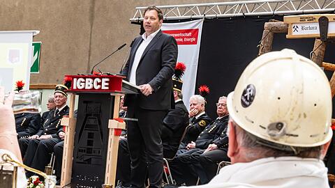 SPD-Chef Klingbeil bei einer Kundgebung im Ruhgebiet.
