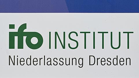 Laut einer Befragung des Dresdner Ifo Institutes bewerten ostdeutschen Unternehmen die Wirtschaftspolitik der Bundesregierung besonders kritisch (Symbolbild).