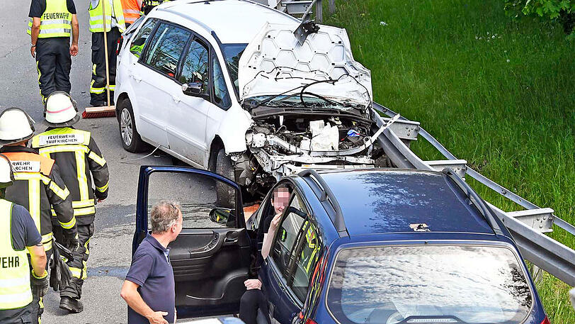 Der Ford-Fahrer überstand den Stunt nur leicht verletzt.