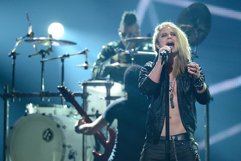 Slowakei: Der Rocker Max Jason Mai geht mit der Heavy-Metal-Nummer "Don't Close Your Eyes" an den Start.