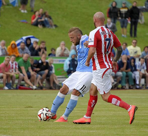 Daniel Adlung trifft in der 25. Minute zum 1:0.