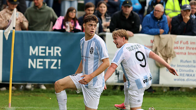 Emre Erdogan und Fabio Wagner treffen beim 3:2-Sieg in Aubstadt. Emre Erdogan und Fabio Wagner treffen beim 3:2-Sieg in Aubstadt.