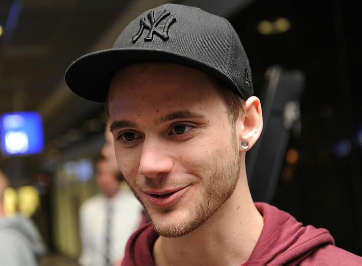 Achter Platz! Roman Lob ist nach seinem Auftritt beim Eurovision Song Contest wieder in Deutschland angekommen.