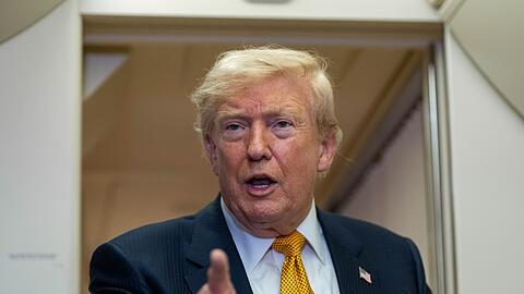Kritiker werfen Trump vor, bei den Wahlen gezielt Chaos verursachen zu wollen. (Archivbild) Kritiker werfen Trump vor, bei den Wahlen gezielt Chaos verursachen zu wollen. (Archivbild)