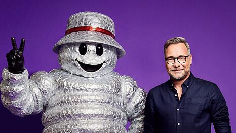 Matthias Opdenh&ouml;vel wird auch durch die 13. Staffel von "The Masked Singer" f&uuml;hren.