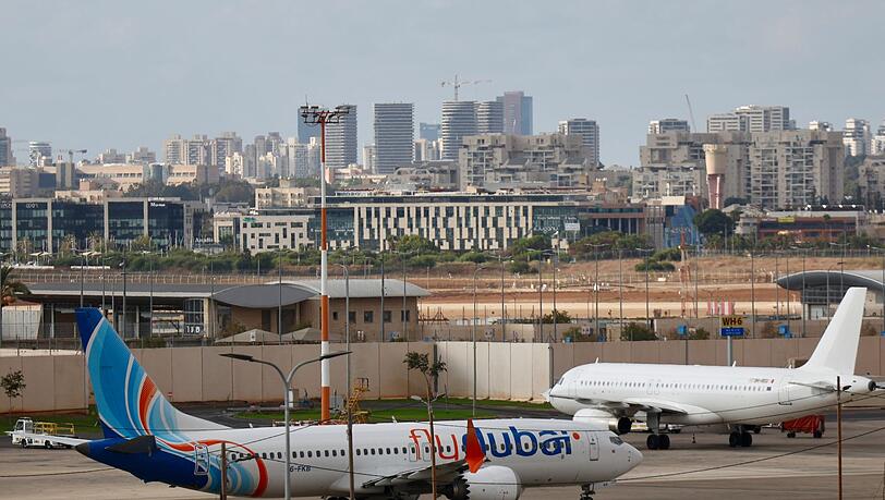 Nach dem Vorfall auf einem Flydubai-Flug nach Tel Aviv berichten US-Medien über brisante Informationen zu dem mutmaßlichen Angreifer. (Archivbild) Nach dem Vorfall auf einem Flydubai-Flug nach Tel Aviv berichten US-Medien über brisante Informationen zu dem mutmaßlichen Angreifer. (Archivbild)