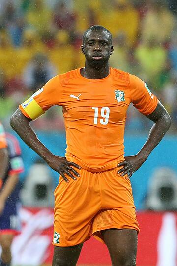 Den auch die Elfenbeinküste scheidet nach der Vorrunde aus. Damit werden wir Yaya Toure und ...