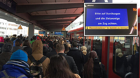 Stammstrecke dicht, U-Bahn kaputt, Bahnsteige überfüllt. Momentan kommt es zu erheblichen Verzögerungen im S- und U-Bahn-Verkehr.