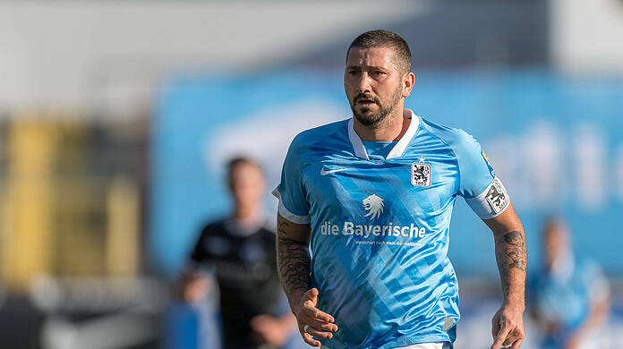 Nach der Heimpleite gegen den MSV Duisburg erklärt Löwen-Kapitän Sascha Mölders: "Die Niederlage war mit Sicherheit nicht nötig"