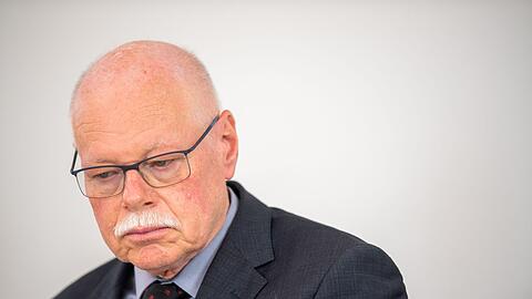 Ulrich Mäurer kündigte seinen vorzeitigen Rücktritt als Innensenator an. (Archivfoto)