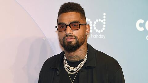 Kevin-Prince Boateng hat sich mit seiner Freundin Valentina Fradegrada verlobt.