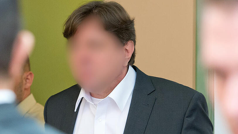 Millionenbetrüger Christian H. im Gerichtssaal. Millionenbetrüger Christian H. im Gerichtssaal.