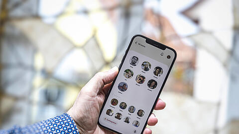 So sieht sie aus, die in Deutschland neue Audio-App Clubhouse, die für Wirbel bis in höchste Politikerkreise sorgt.