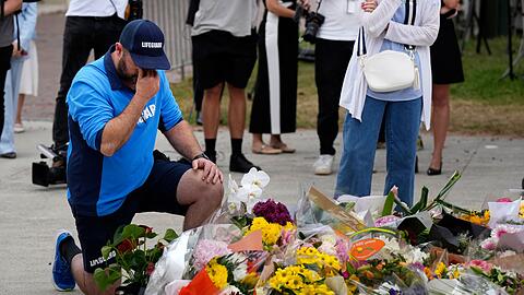 Wut, Trauer und Emp&ouml;rung bestimmen weiter den Alltag vieler in Sydney nach dem Attentat mit 15 Toten.