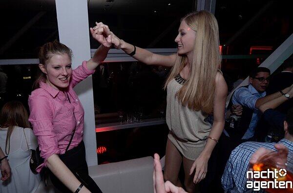 "Silvester over Munich" in der Skylounge. Mehr Bilder unter: www.nachtagenten.de