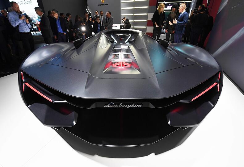 Laut, schnell und wahnsinnig teuer - die Highlights vom Genfer Autosalon. Klicken Sie sich durch!