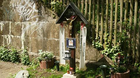 An der Wittelsbacherstraße steht ein privates Mahnmal für Michaela Eisch.