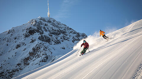 Auf 40 Pistenkilometern geht es die Berge in der Region St. Johann in Tirol hinab.