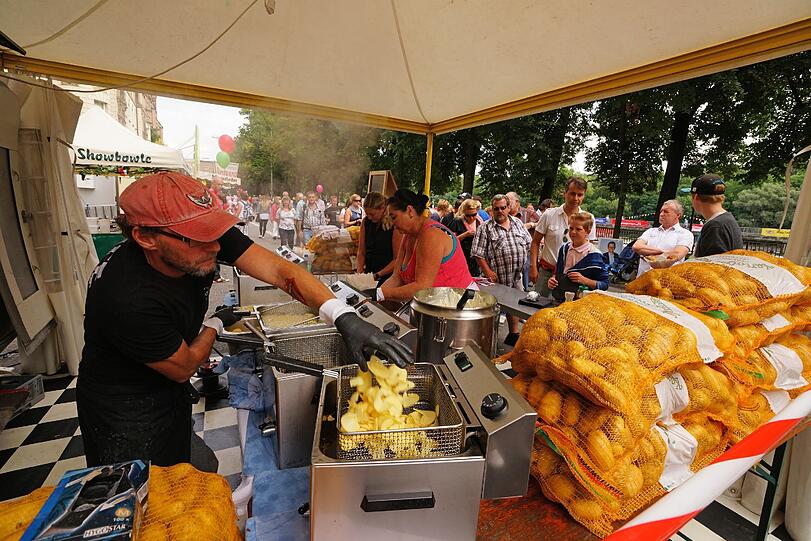 Spaß an der Isar: das Party-Wochenende auf und zwischen den Brücken.