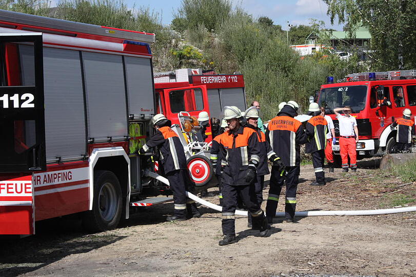 Der Motorblock eines Traktors hatte gebrannt. Die Feuerwehr hatte den Brand schnell im Griff.