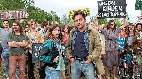 "Die unheimliche Leichtigkeit der Revolution": Franka (Janina Fautz) und Stefan (Ferdinand Lehmann).