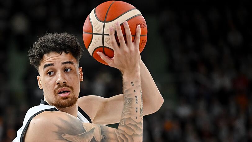 Künftig für die Baskets Bamberg am Ball: Joshua Obiesie. (Archivbild) Künftig für die Baskets Bamberg am Ball: Joshua Obiesie. (Archivbild)
