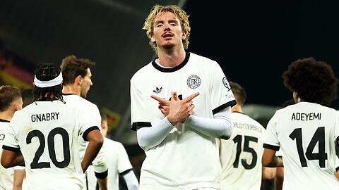 Der Bann ist gebrochen: Nick Woltemade bejubelt sein erstes Länderspieltor.