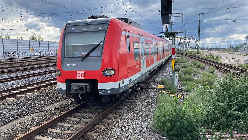 Im Oktober 2025 kamen laut BEG nur noch etwas mehr als 80 Prozent aller Züge pünktlich an.
