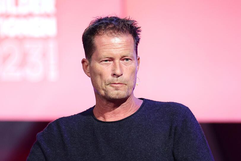 Seit Jahren gehört Til Schweiger zu den beliebtesten Schauspielern des Landes. Der 63-Jährige hat zuletzt einen Psycho-Thriller namens "The Barrel" abgedreht. Seit Jahren gehört Til Schweiger zu den beliebtesten Schauspielern des Landes. Der 63-Jährige hat zuletzt einen Psycho-Thriller namens "The Barrel" abgedreht.