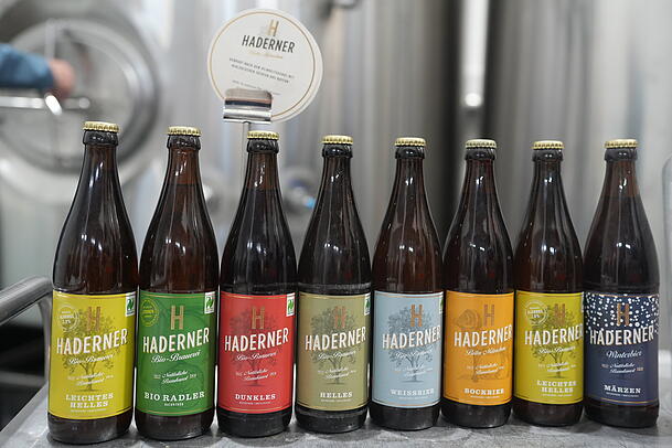 Von Hell über leichtes Helles bis Alkhoholfrei, Weißbier und IPA: Die Haderner Bierpalette ist breit. Von Hell über leichtes Helles bis Alkhoholfrei, Weißbier und IPA: Die Haderner Bierpalette ist breit.