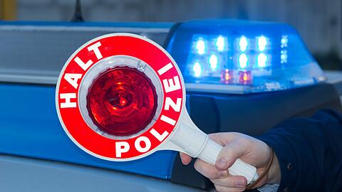 Die Polizei konnte den 36-Jährigen anhalten. (Symbolbild)