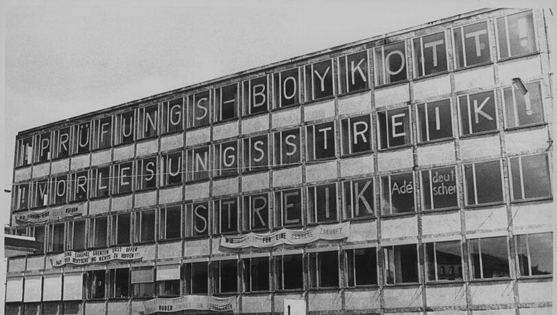 1968 sind auch Architekten Freunde von Revolte. 1968 sind auch Architekten Freunde von Revolte.