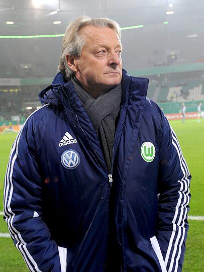 Sein Vertrag mit dem VfL Wolfsburg wurde nicht verlängert. Dort trainierte er zuletzt die U23-Mannschaft.