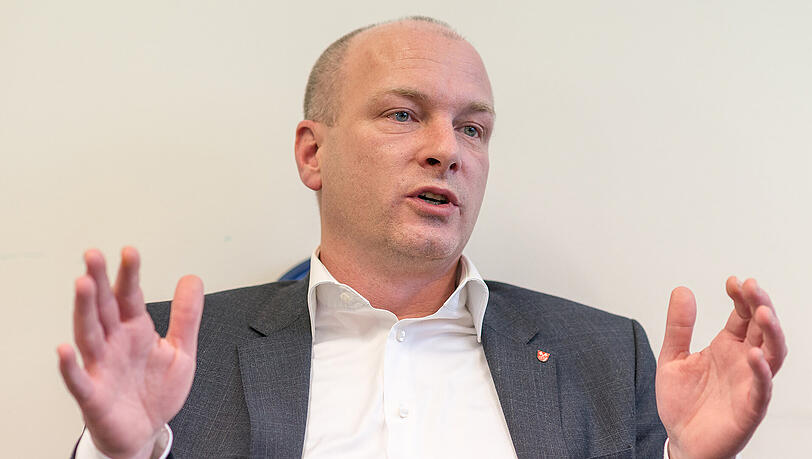 Joachim Wolbergs (SPD) wird Bestechlichkeit vorgeworfen. Joachim Wolbergs (SPD) wird Bestechlichkeit vorgeworfen.