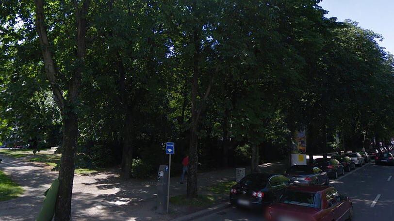 Die Polizei kontrollierte den Mann im Park am Maximiliansplatz.
