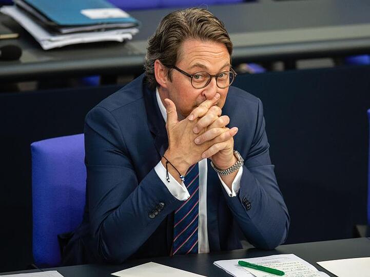 Verkehrsminister Andreas Scheuer steht unter Druck, weil er die Verträge zur Kontrolle und Erhebung der Maut Ende 2018 abschloss, bevor Rechtssicherheit bestand.